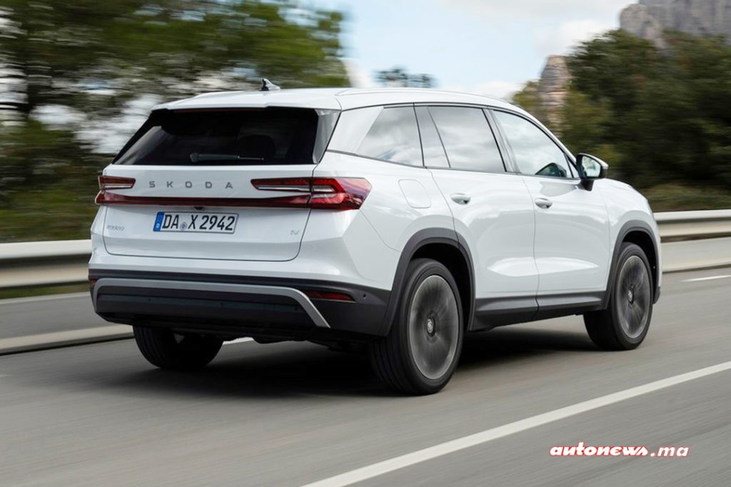 Arrière du Skoda Kodiaq 2026 avec signature lumineuse LED