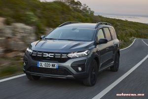 Dacia jooger hybrid 2025 maroc autonews 01