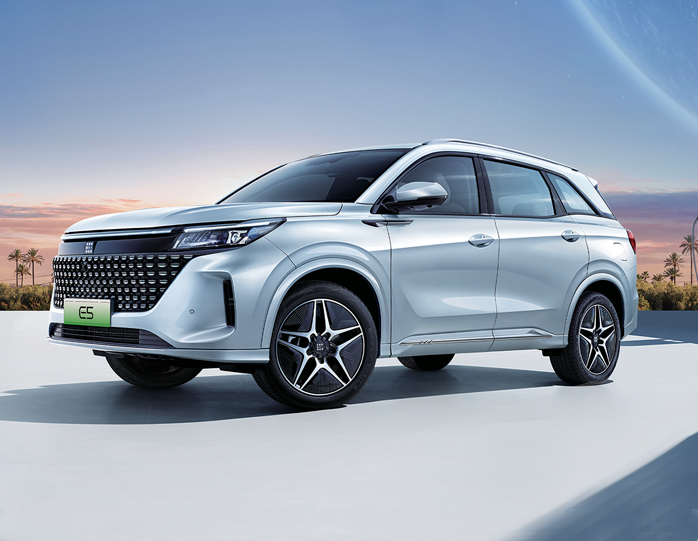 D f s k e 5 arbore un look élégant dfsk e 5 2025 maroc autonews 1