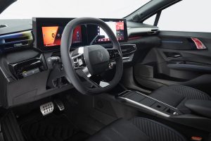 Tableau de bord Renault Clio 6 avec OpenR Link et Google intégré