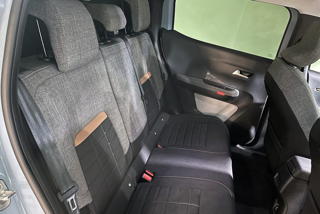 C3 Aircross abrite une banquette arrière confortable