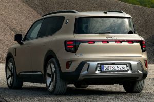 Smart 5 2025 trunk autonews