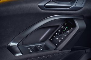 Audi q 5 2025 interior autonews