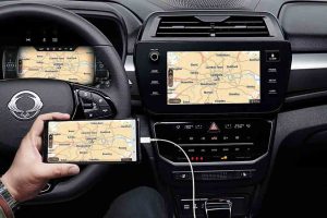 Kgm tivoli interieur tableau bord ecran autonews 2
