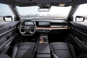 Kgm torres evx interieur tableau bord autonews 2