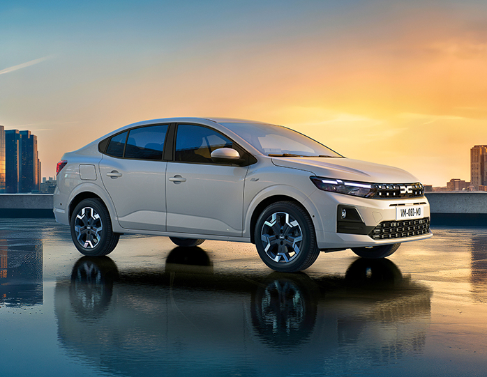 Dacia logan 2026 vue de trois quarts avant montrant le nouveau dessin de la calandre et des optiques l e d dacia logan 2026 exterieur face avant autonews 010
