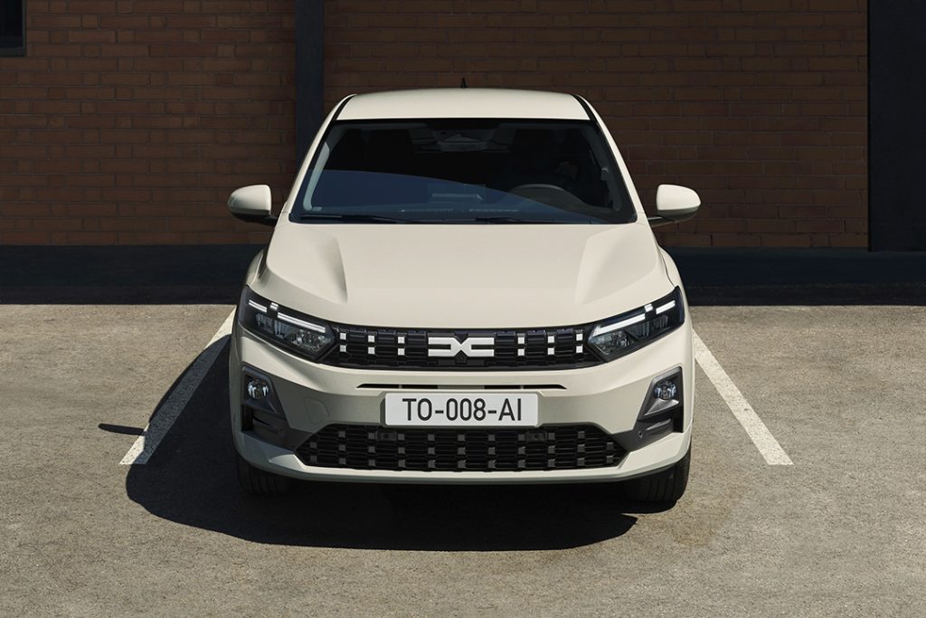  Dacia Sandero 2026 face avant avec calandre pixélisée et nouvelle signature lumineuse LED 