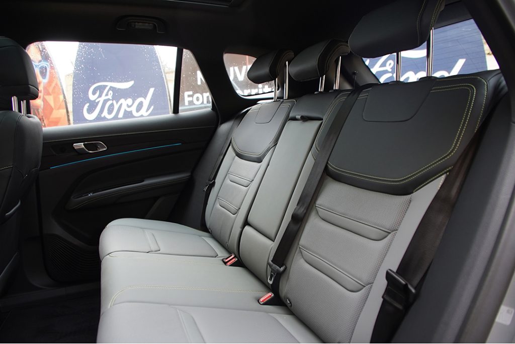 Banquette arrière Ford Territory 2026 espace arrière SUV familial