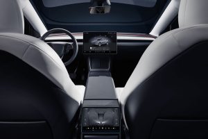 Écran tactile Tesla Model Y connectivité