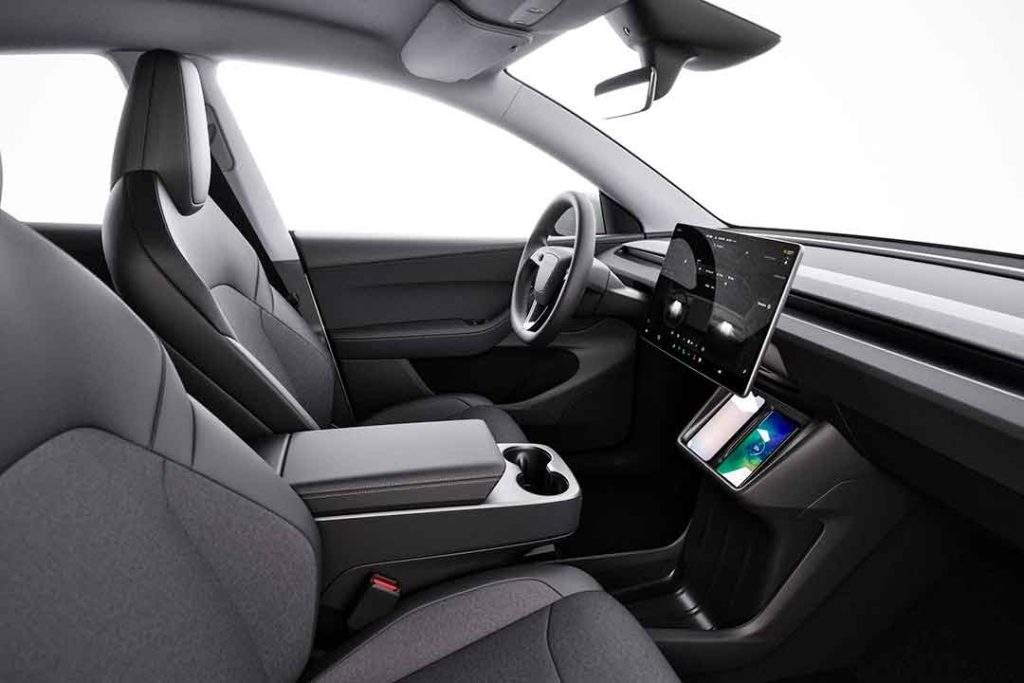 Caméras et systèmes de surveillance Tesla Model Y intérieur et extérieur