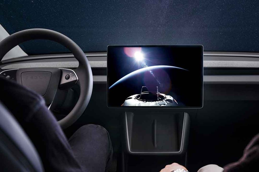 Tableau de bord Tesla Model Y écran central 16 pouces