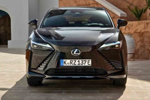 Face avant Lexus RZ électrique