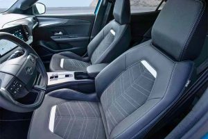 Opel mokka 2026 interior front seats