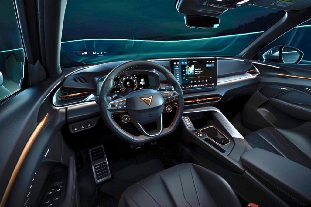 Intérieur du Cupra Terramar avec écran 12,9 pouces et Digital Cockpit
