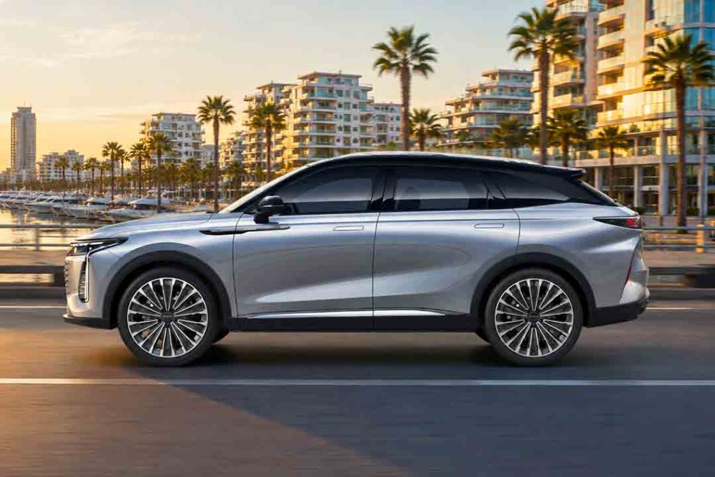 Profil de l’EXEED RX PHEV 2026