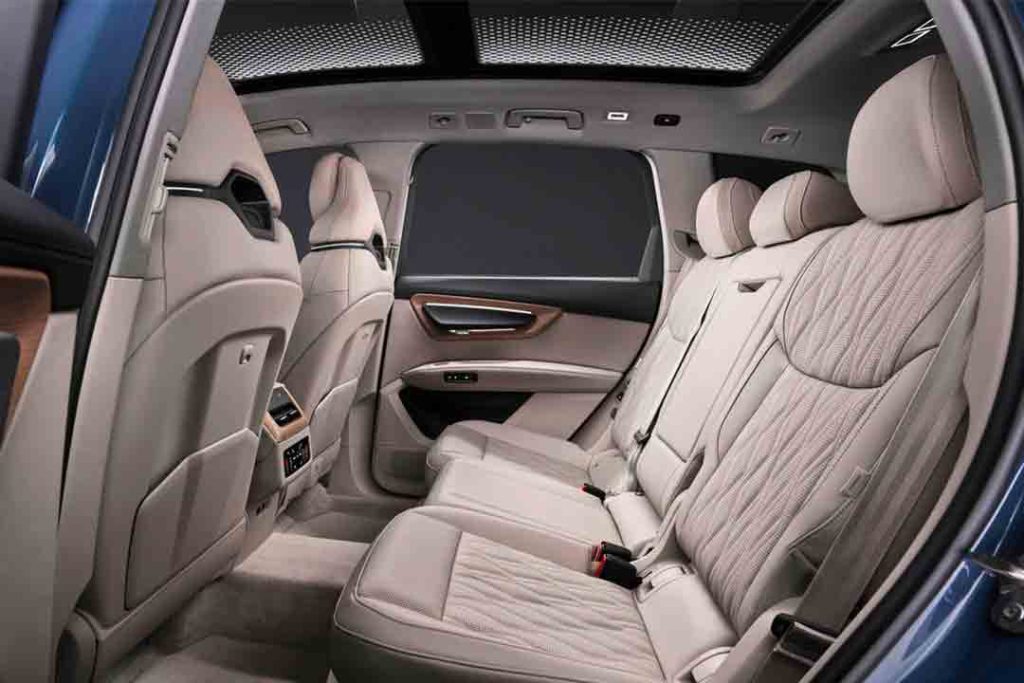 Sièges arrière Audi Q7 2027 habitabilité et confort premium