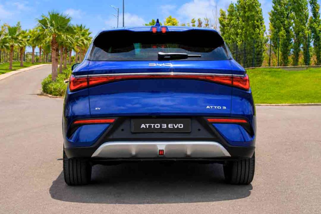 BYD ATTO 3 EVO 2026 vu de trois quarts arrière