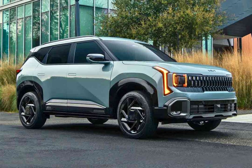 Autonews
